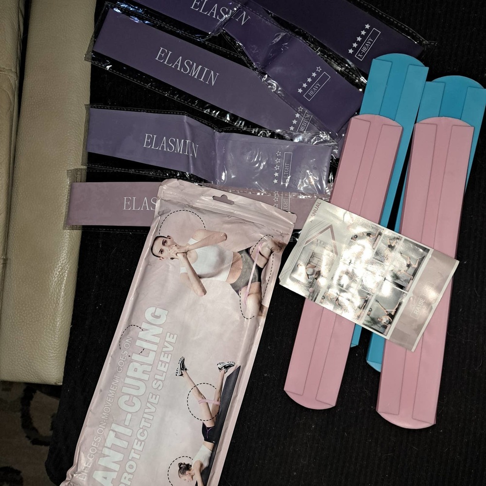 NIB Newflag Resistance Band W/ Anti-Curling Protective Sleeve